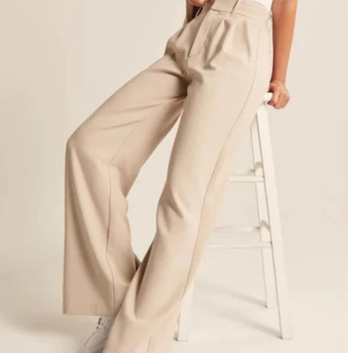 Sleek Pleated Trousers